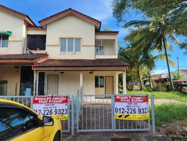 Townhouse for sale in Sendayan Village, Negeri Sembilan