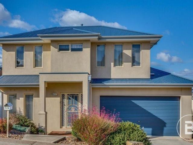 Townhouse for rent in Darley, Victoria