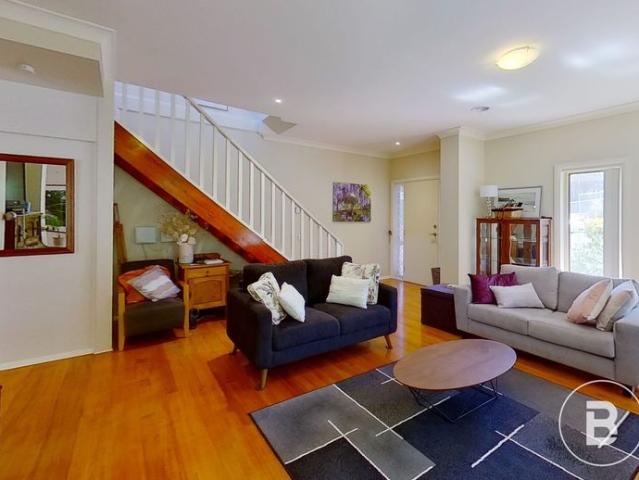 Townhouse for rent in Darley, Victoria