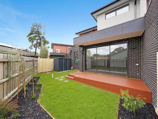 Townhouse for rent in Wantirna South, Melbourne