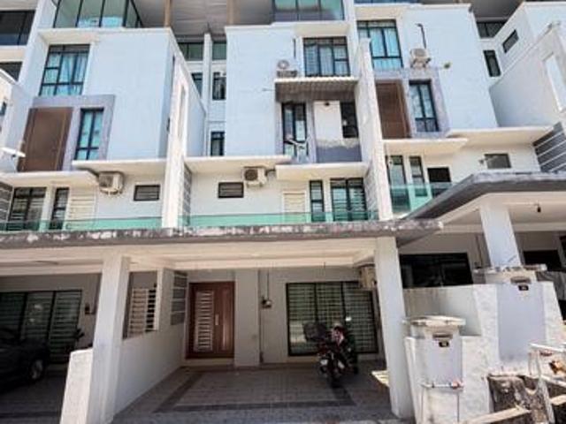 Townhouse for sale in Georgetown, Penang