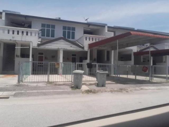 Townhouse for sale in Perak, Batu Gajah