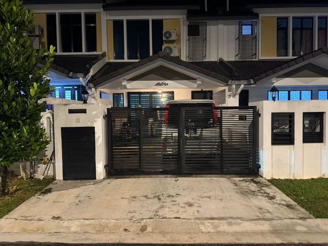 Terraced House for sale in Ulu Tiram, Johor