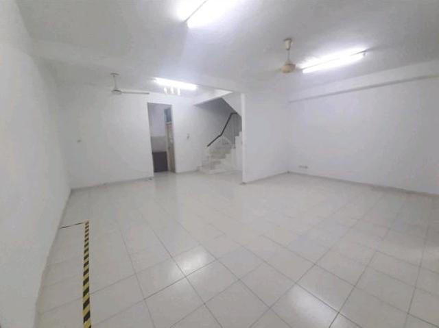 Terraced House for rent in Barat Daya, George Town