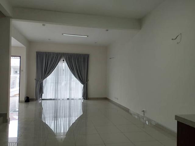 Terraced House for rent in Tanjong Sepat, Selangor