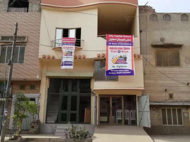 Commercial for rent in Faisalabad, Islamabad Capital Territory