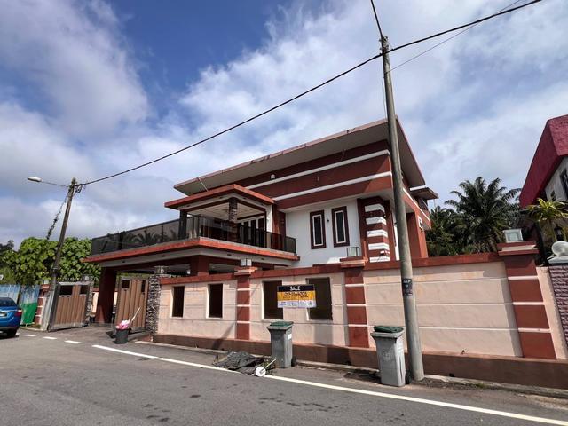 Bungalow for sale in Labis, Johor
