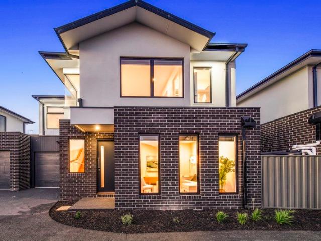 Townhouse for sale in Camerons Creek, Victoria