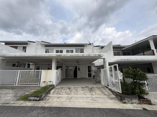 Terraced House for sale in Bandar Sri Sendayan, Seremban