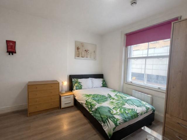 Studio for rent in Royal Borough of Kensington and Chelsea, Greater London