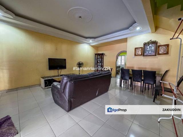 House for sale in Tanjong Karang, Selangor