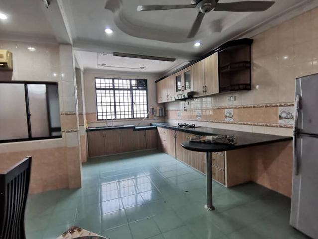 Terraced House for rent in Wellesley, Penang