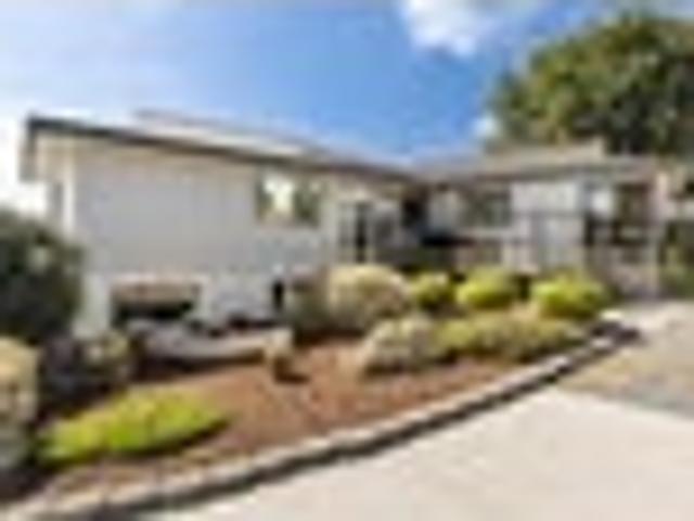 House for sale in Awhitu