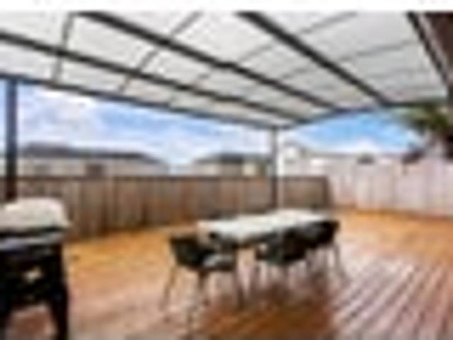 House for sale in Paremoremo, Oroua County