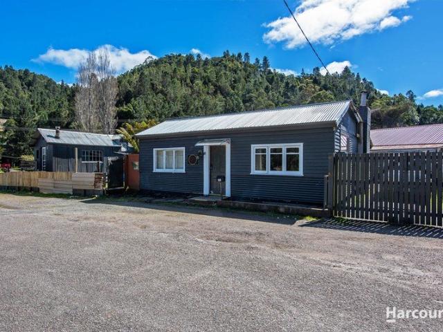 House for sale in Queenstown, West Coast