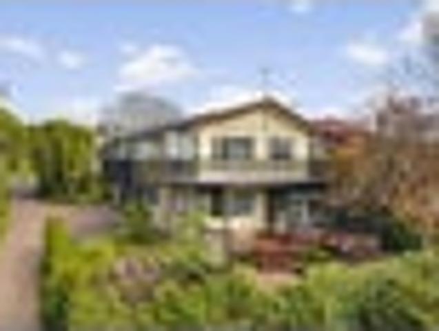 House for sale in Castor Bay, Devonport-Takapuna