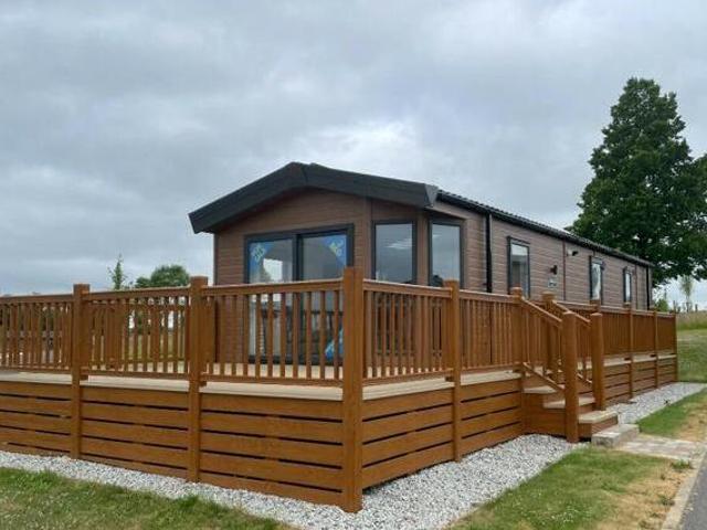 House for sale in Lamellion, Cornwall