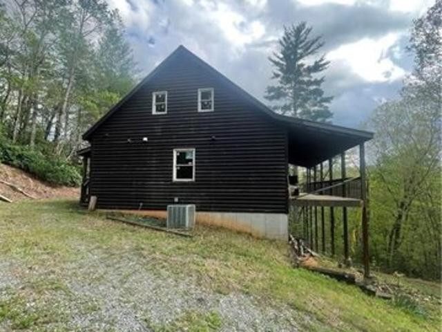 House for sale in Blue Ridge