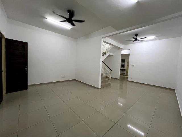 Terraced House for rent in Wellesley, Penang