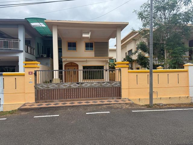 Residential House for sale in Tangkak, Johor
