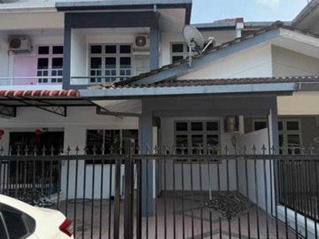 Terraced House for rent in Kuching, Bahagian Kuching