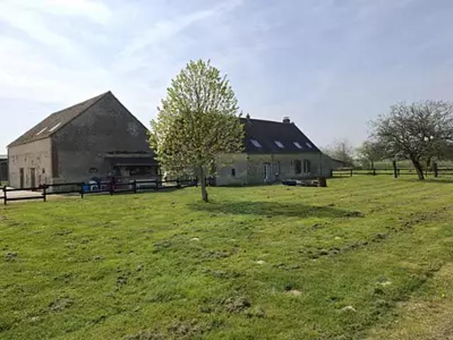 Maison vente à Montargis, Douchy