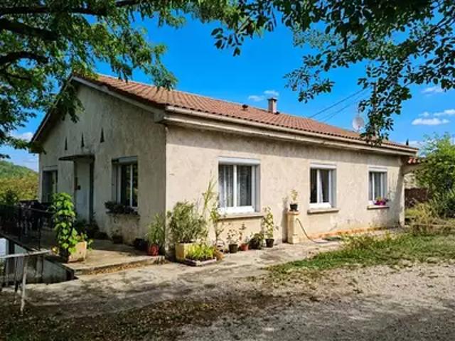 Maison vente à Douelle, Lot