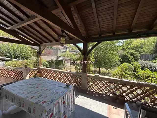 Maison vente à Douelle, Lot