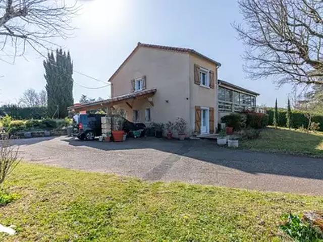 Maison vente à Douelle, Lot