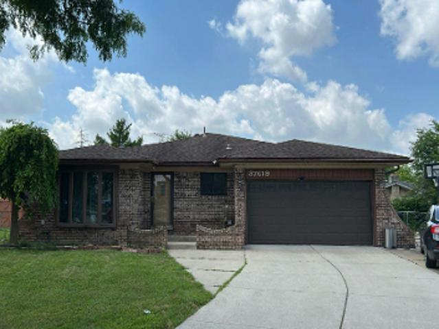 House for sale in Sterling Heights, Michigan