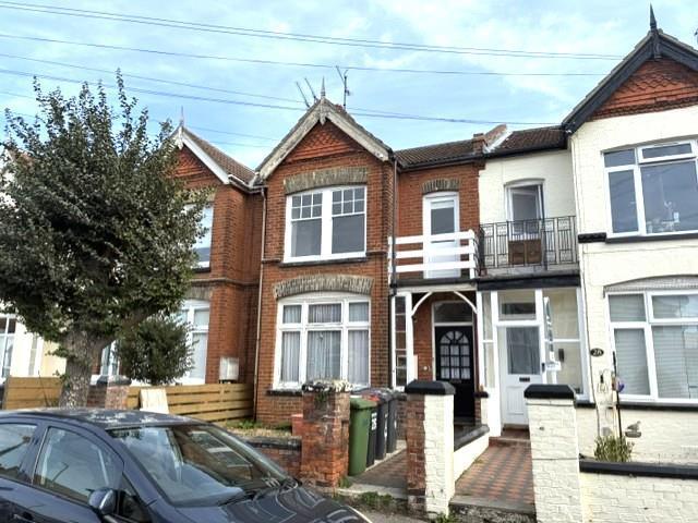 Apartment for rent in Hunter's Forstal, Canterbury