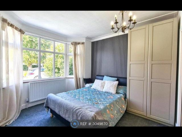 Room for rent in Royal Borough of Kingston upon Thames, Greater London