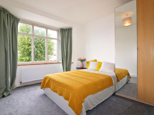 Room for rent in Royal Borough of Kingston upon Thames, Greater London