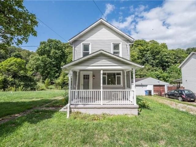 House for sale in Elizabeth