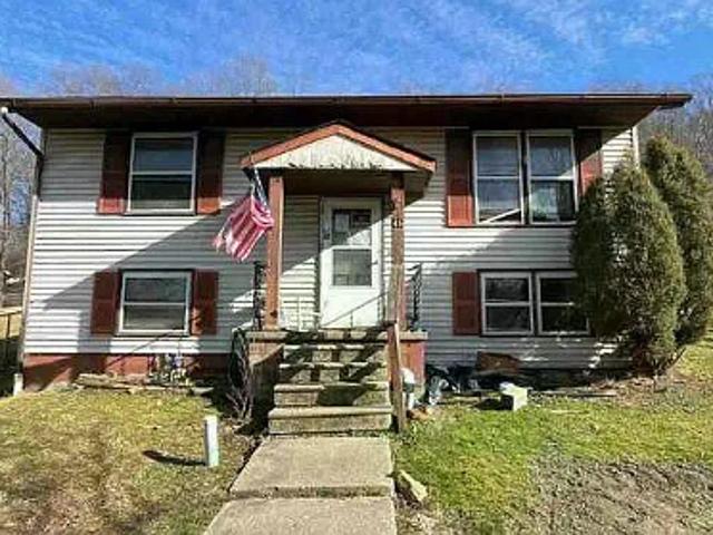 House for sale in Belington, West Virginia