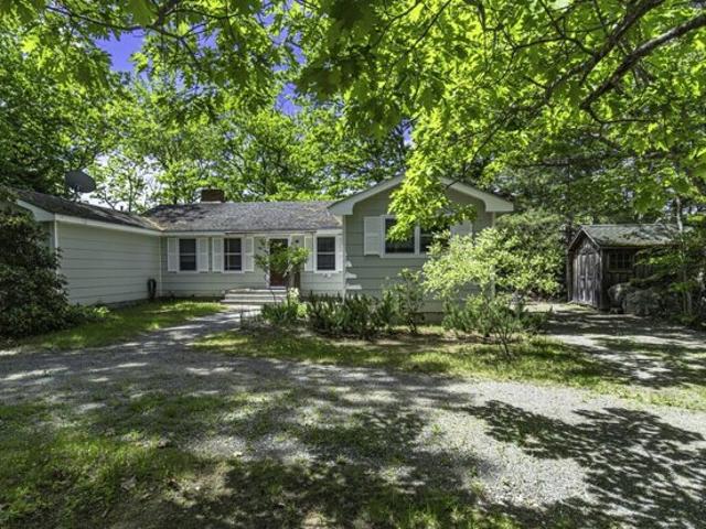 House for sale in Blue Hill, Maine