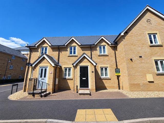 House for rent in Redhouse, Abbey Mead