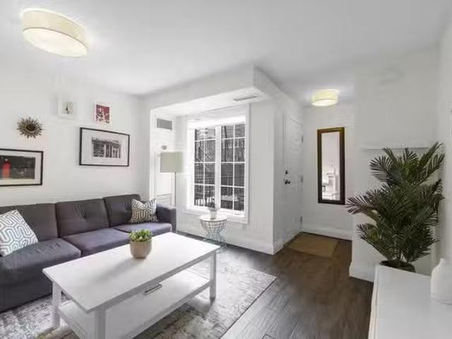 Apartment for rent in Woburn, Ontario