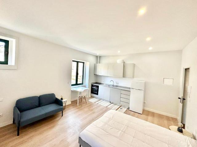 Apartamento alugar em Lugar do Castelo, Vila Nova De Gaia