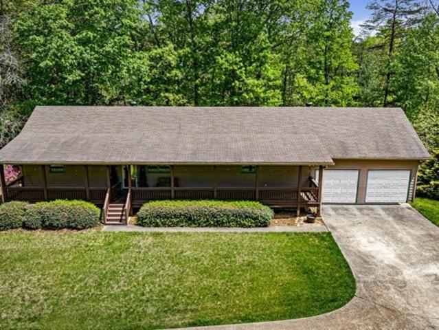 House for sale in Mineral Bluff