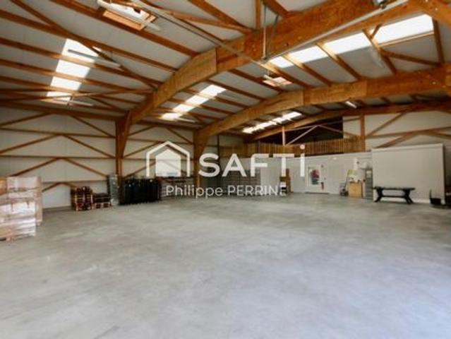 Local Commercial location à Caen, Douvres-la-délivrande