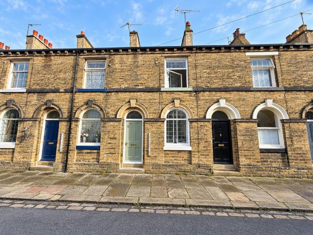 House for rent in Saltaire, Bradford