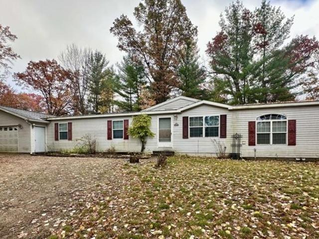 House for sale in Houghton Lake, Michigan