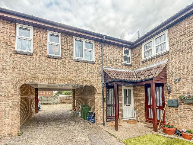 Apartment for rent in North Shoebury, Alton Barnes