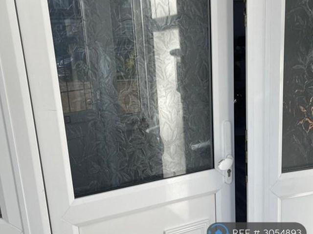 House for rent in London Borough of Redbridge, Greater London