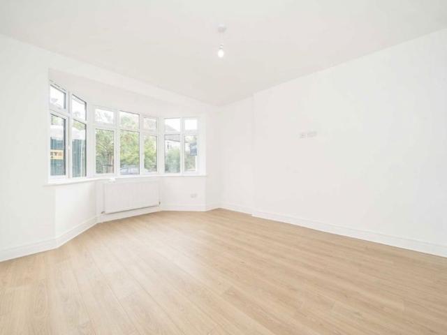 House for rent in London Borough of Southwark, Greater London