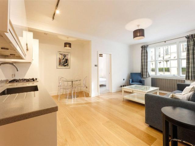 House for rent in Royal Borough of Kensington and Chelsea, Greater London