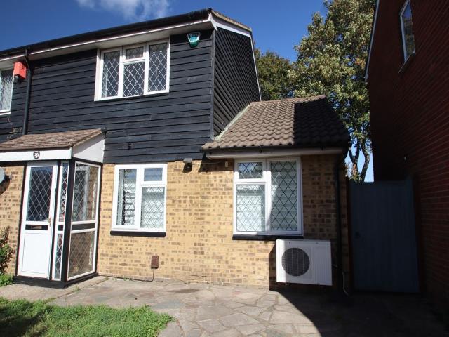 House for rent in London Borough of Bromley, Greater London