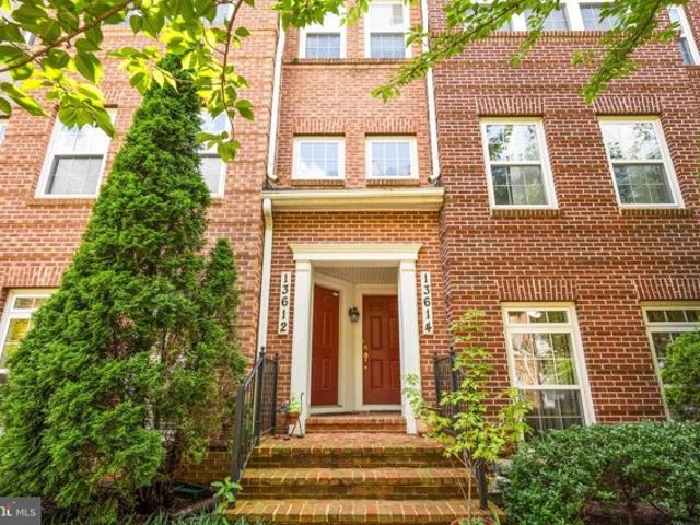 Condo for sale in Germantown