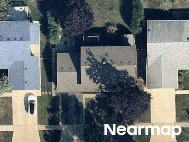House for sale in Elk Grove Village, Illinois